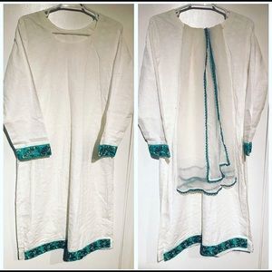 Pakistani suit with only scarf